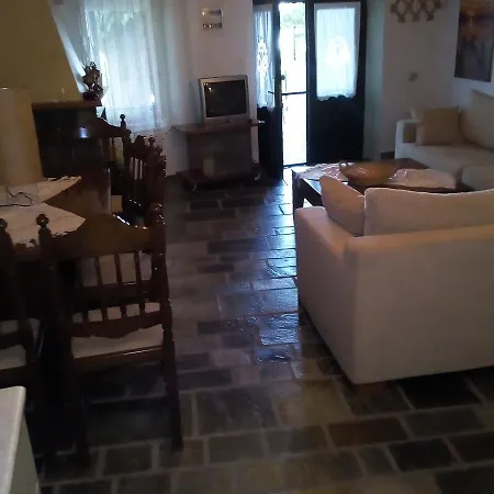 Exantheia House * Exanthia
