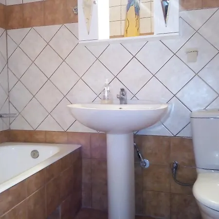 Exantheia House * Exanthia